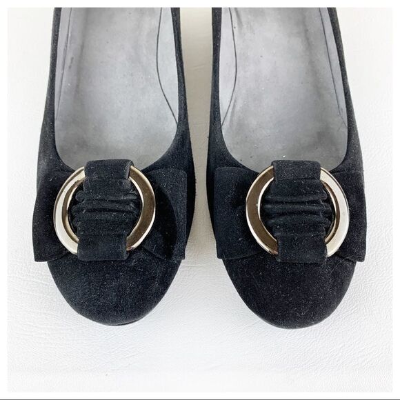 Stuart Weitzman Caring Black Suede Low Wedge Silver Ring Accent 8.5 - Picture 5 of 10